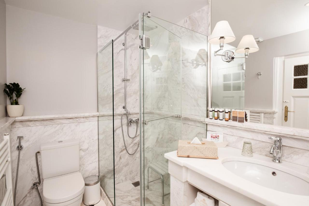 The Rare Luxury Gem Near Syntagma, Kolonaki Square Apartment Athena Bagian luar foto