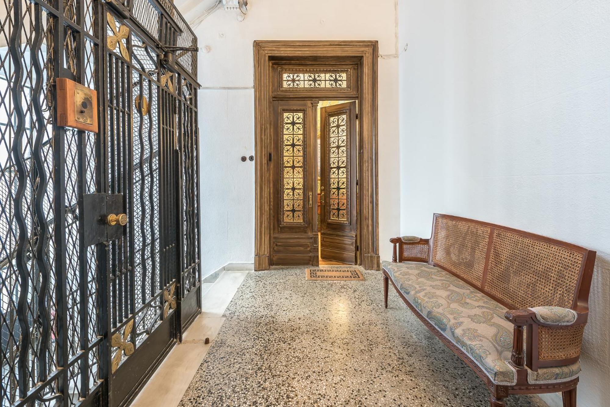 The Rare Luxury Gem Near Syntagma, Kolonaki Square Apartment Athena Bagian luar foto