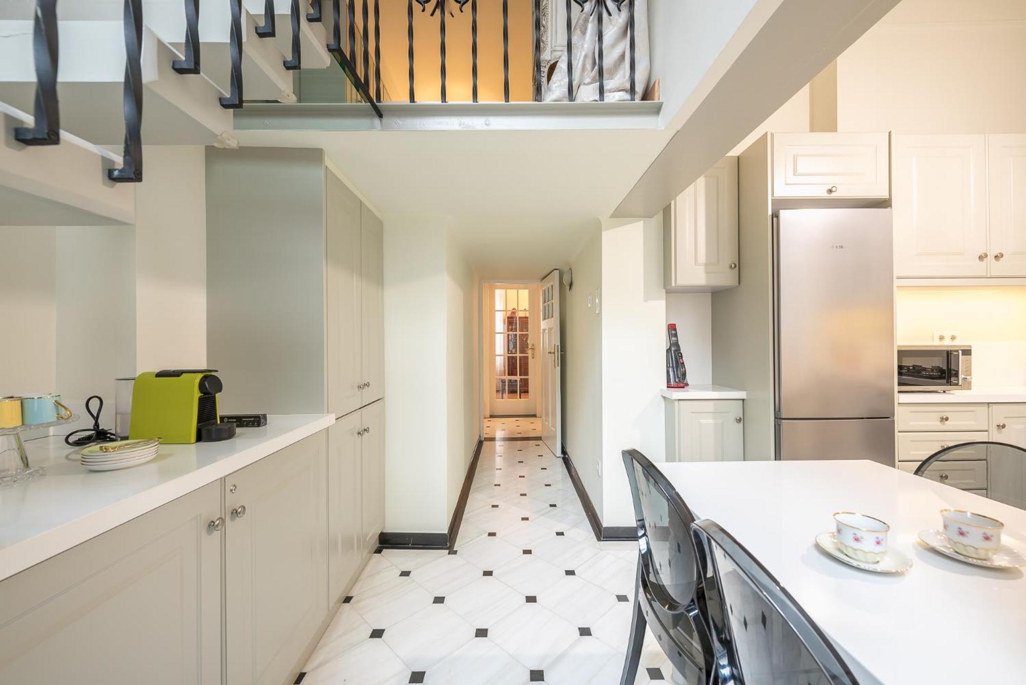 The Rare Luxury Gem Near Syntagma, Kolonaki Square Apartment Athena Bagian luar foto
