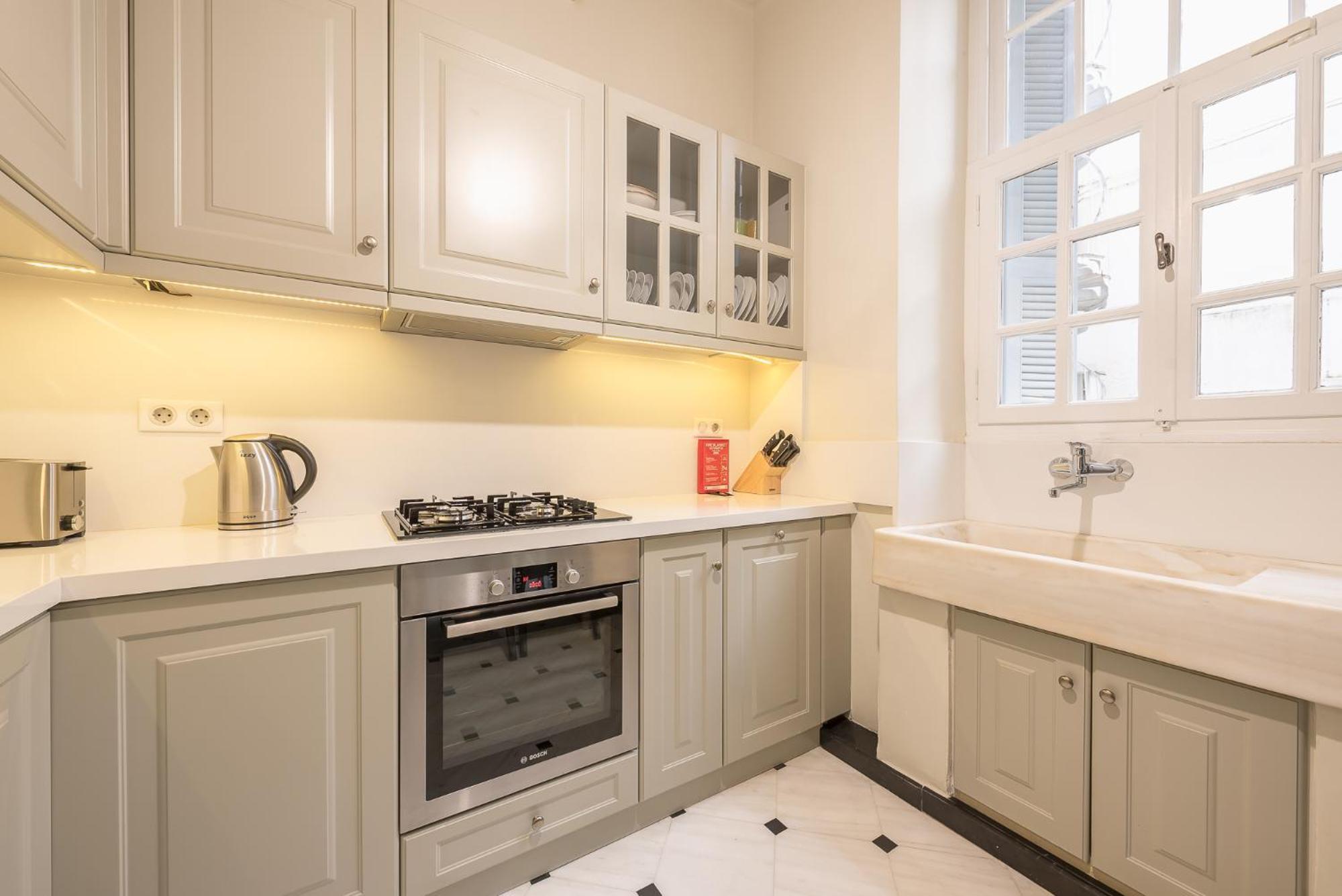 The Rare Luxury Gem Near Syntagma, Kolonaki Square Apartment Athena Bagian luar foto