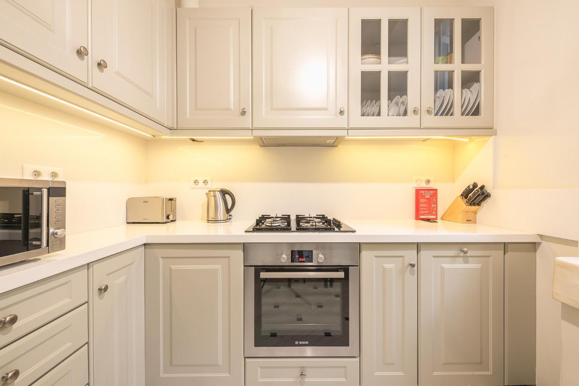 The Rare Luxury Gem Near Syntagma, Kolonaki Square Apartment Athena Bagian luar foto
