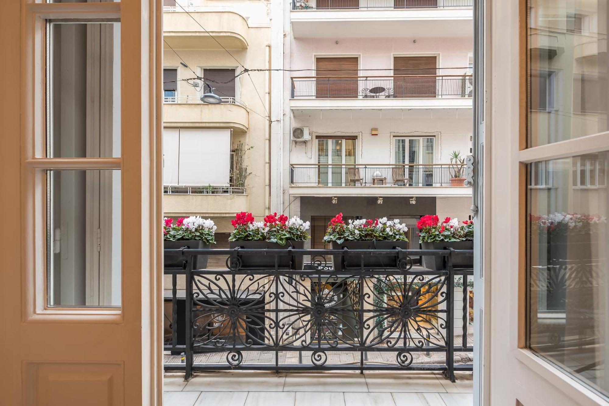 The Rare Luxury Gem Near Syntagma, Kolonaki Square Apartment Athena Bagian luar foto