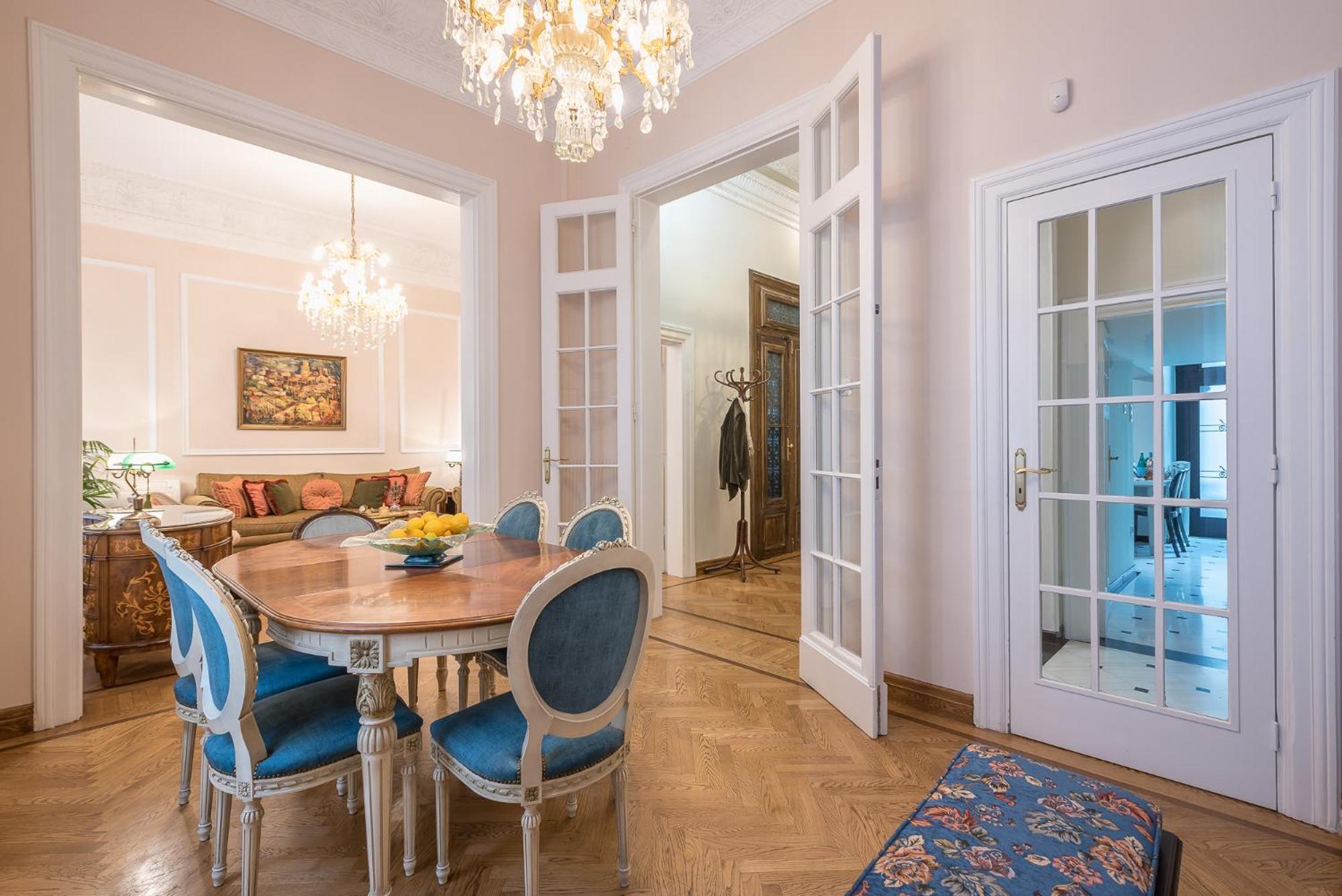The Rare Luxury Gem Near Syntagma, Kolonaki Square Apartment Athena Bagian luar foto